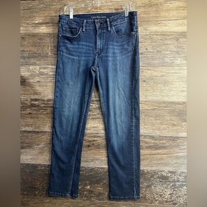 Calvin Klein Women's Slim Boyfriend Jeans